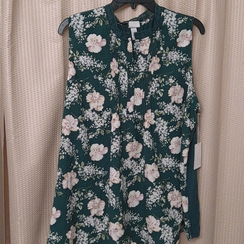 NWT A New Day Floral Sleeveless Pleated Spring Summer Blouse